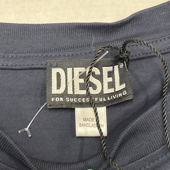 Diesel TShirt Mens L T Diegor K47 Midnight Blue Logo Short Sleeve Casual - Picture 4 of 10